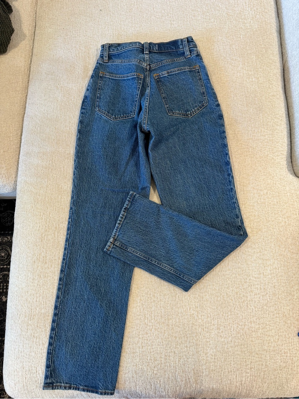 Abercrombie & Fitch Straight-Leg Jeans in Deep Blue Wash - Size: 24 Short - Picture 2 of 3